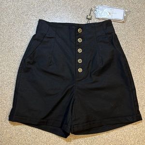 Holland Cooper shorts UK 6